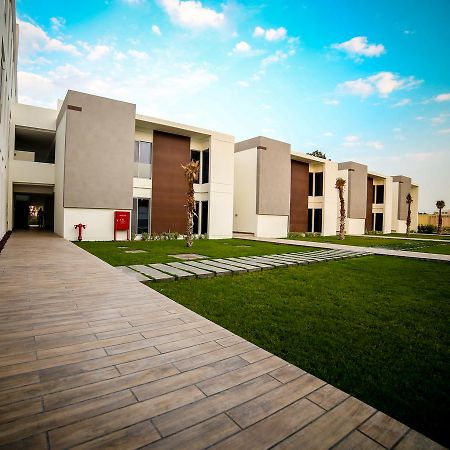 M Executive Residence & Boutique Hotel - Adults Only Эль-Хубар Экстерьер фото