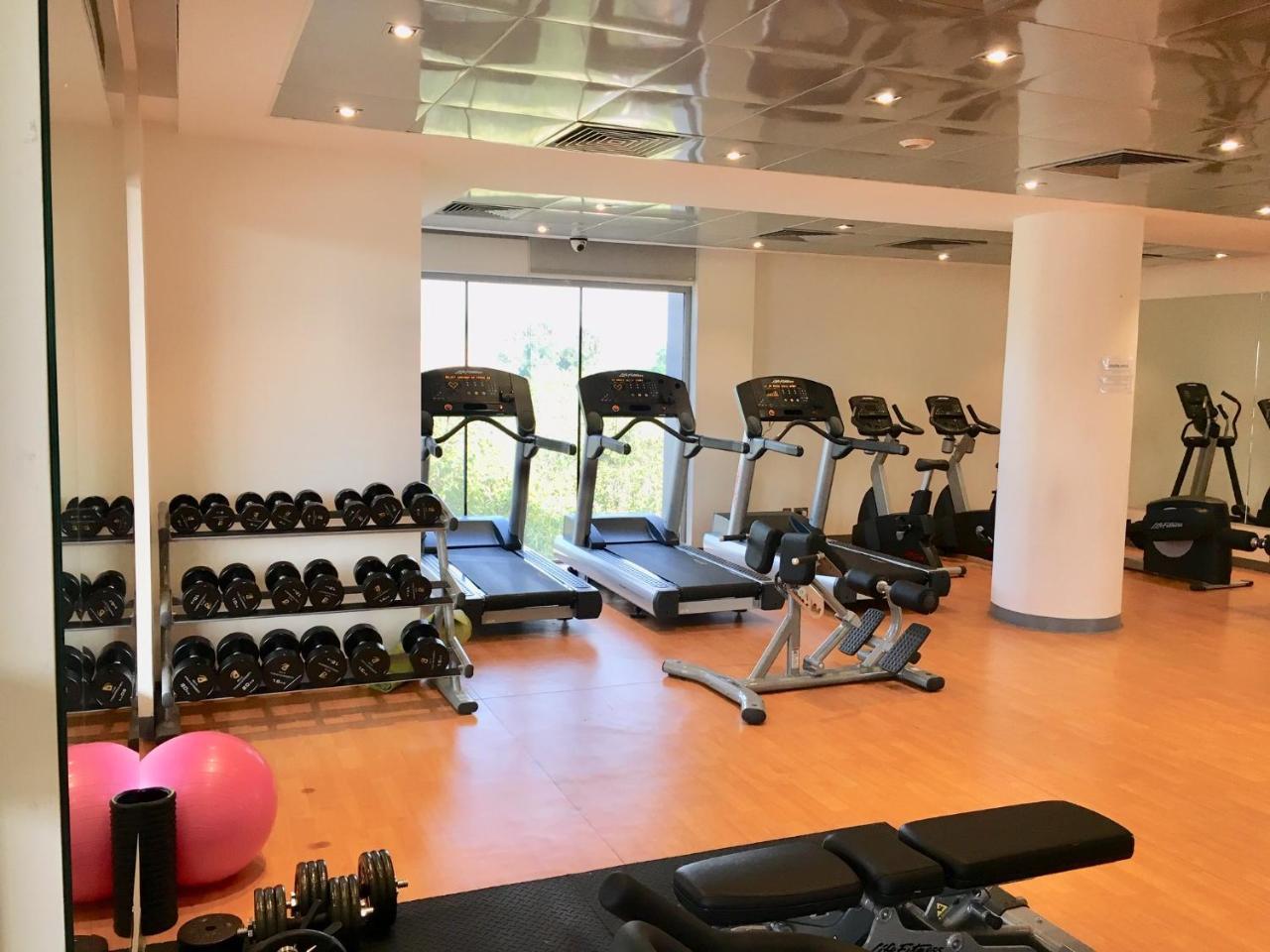 M Executive Residence & Boutique Hotel - Adults Only Эль-Хубар Экстерьер фото