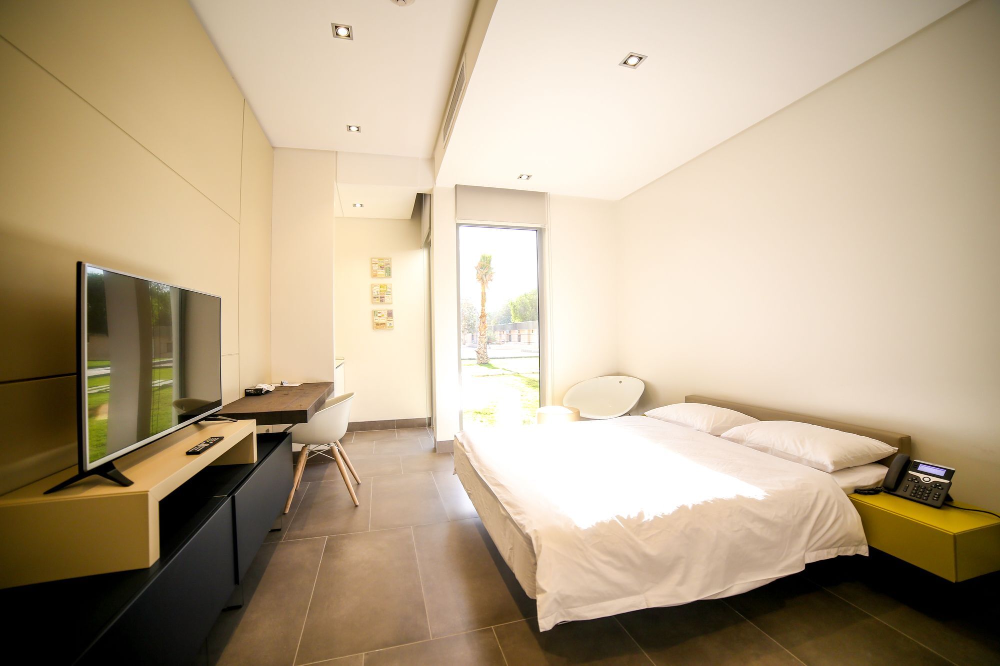M Executive Residence & Boutique Hotel - Adults Only Эль-Хубар Экстерьер фото