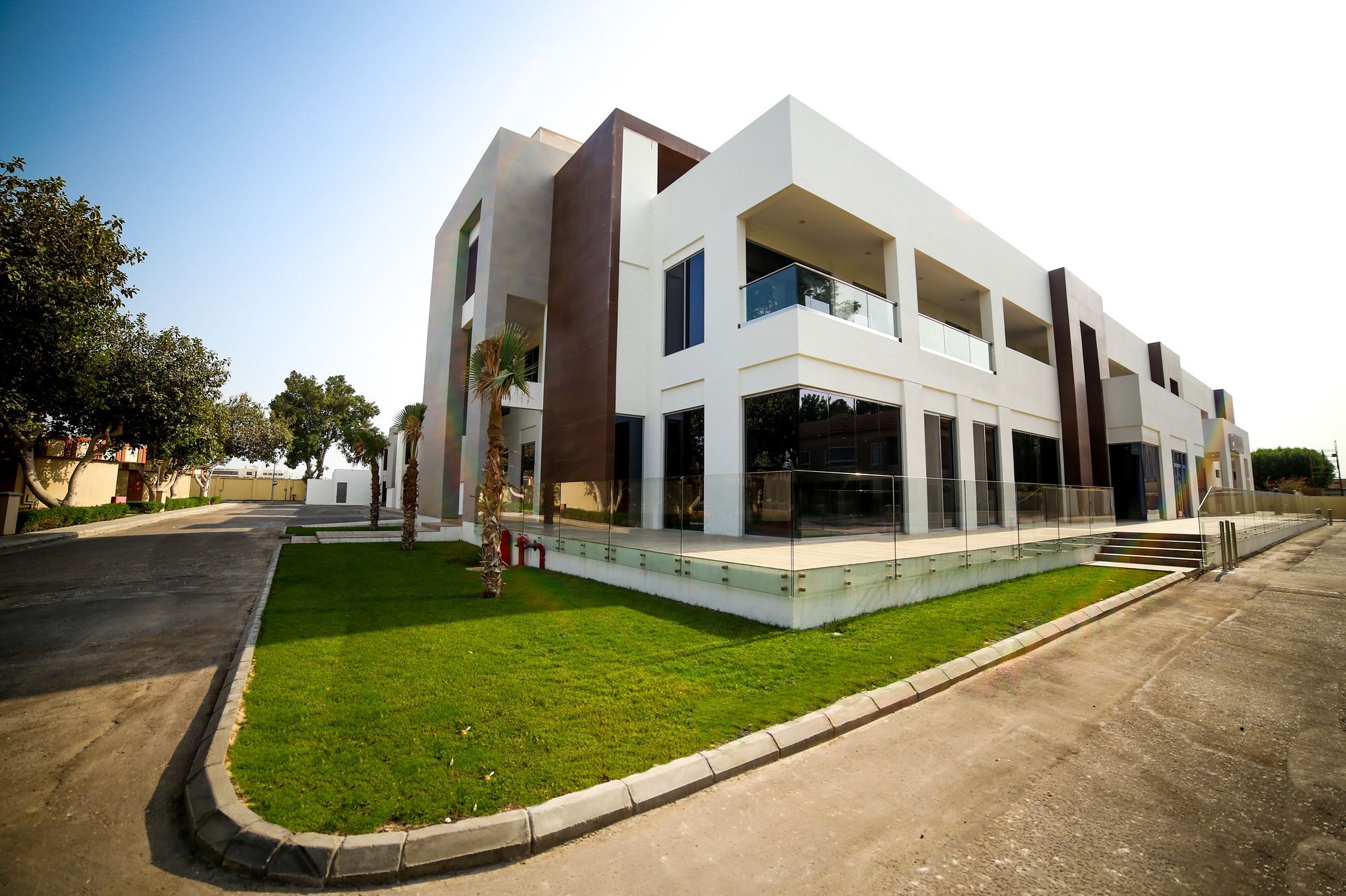 M Executive Residence & Boutique Hotel - Adults Only Эль-Хубар Экстерьер фото